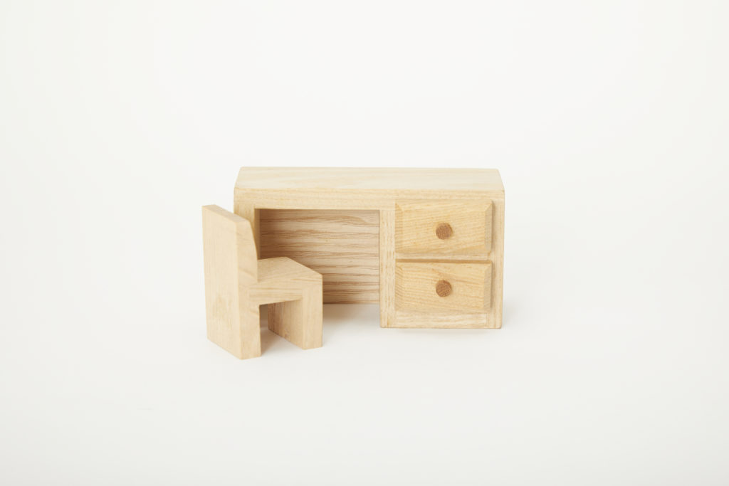 木の机